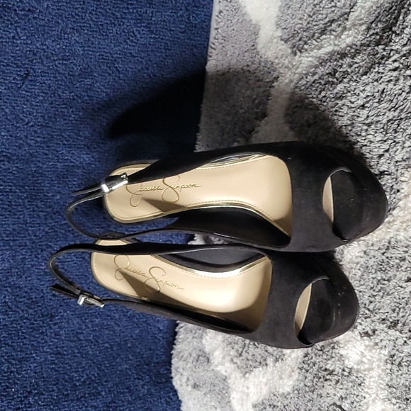 Jessica Simpson black velvety 4 in sling back excellent condition - Picture 1 of 4